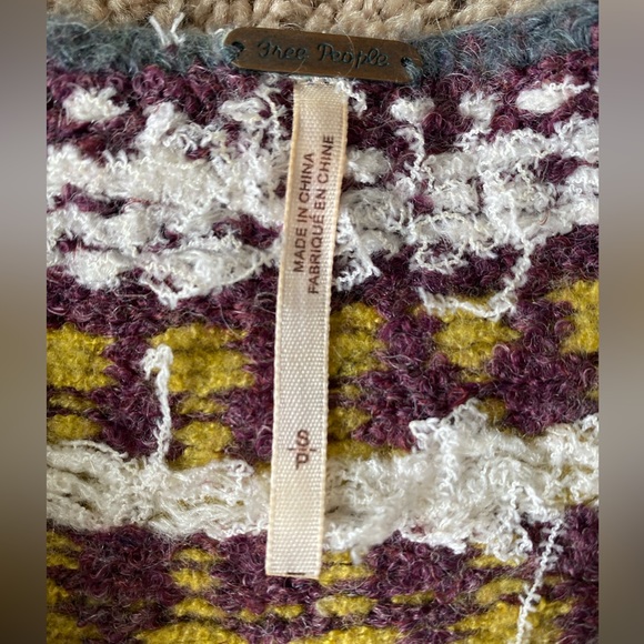 Free People Sweater - Picture 2 of 2